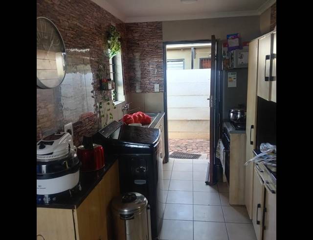 3 BEDROOM PROPERTY TO RENT IN PROTEA GLEN EXT